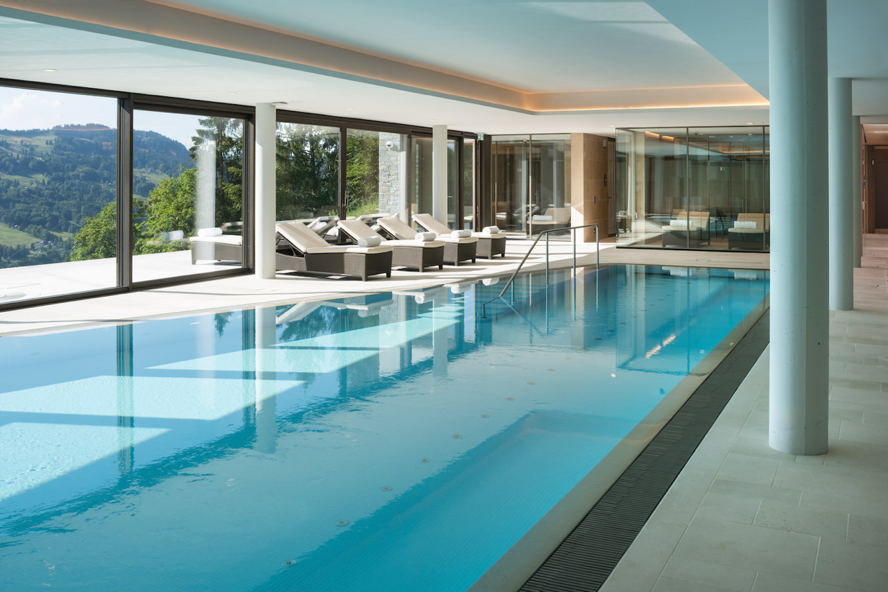 Clinic Les Alpes - Body Mind Source Pool Peter Vitale Reduced